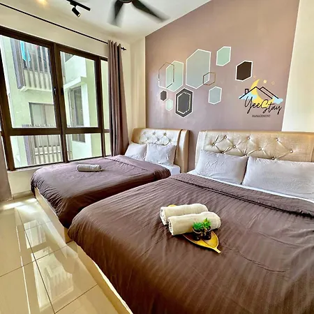 Seaview Poolview Cityview Baliresidence Video Game 5Minjonker Malacca Exterior photo