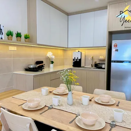 Seaview Poolview Cityview Baliresidence Video Game 5Minjonker Malacca Exterior photo