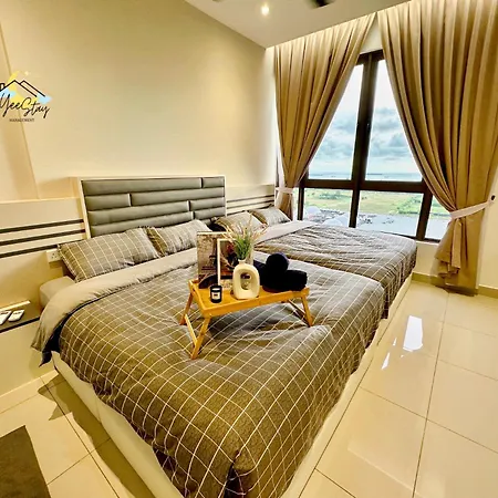 Seaview Poolview Cityview Baliresidence Video Game 5Minjonker Malacca Exterior photo