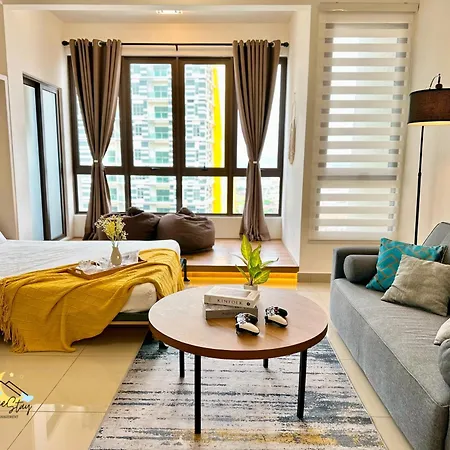 Seaview Poolview Cityview Baliresidence Video Game 5Minjonker Malacca Exterior photo