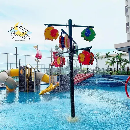 Seaview Poolview Cityview Baliresidence Video Game 5Minjonker Malacca Exterior photo
