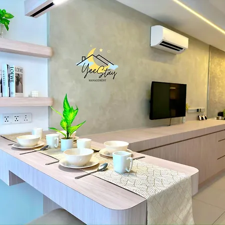 Seaview Poolview Cityview Baliresidence Video Game 5Minjonker Malacca Exterior photo