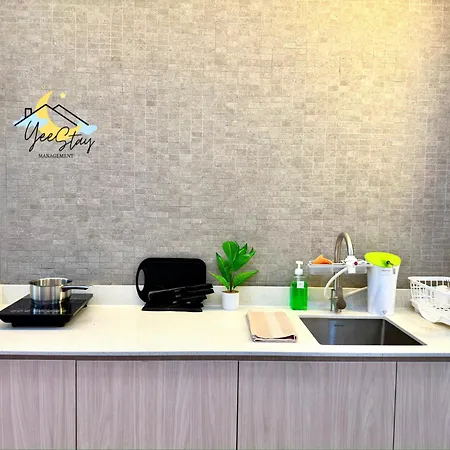 Seaview Poolview Cityview Baliresidence Video Game 5Minjonker Malacca Exterior photo