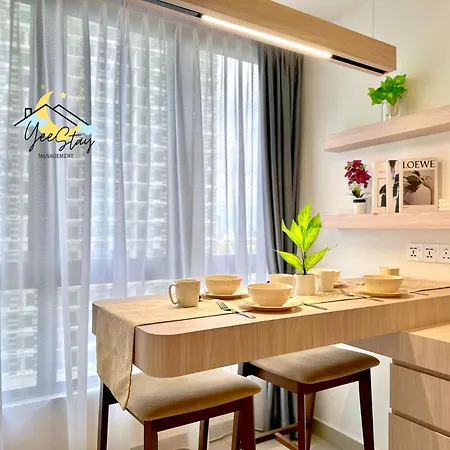 Seaview Poolview Cityview Baliresidence Video Game 5Minjonker Malacca Exterior photo