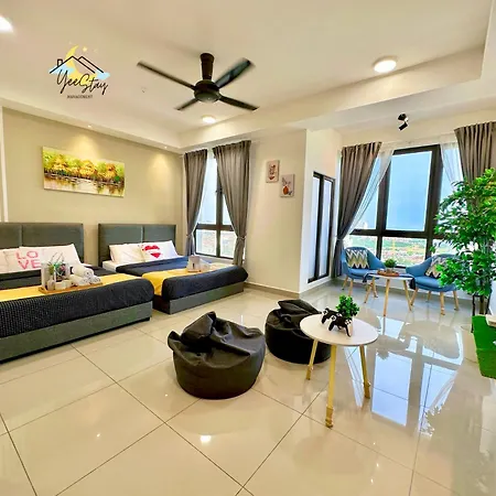 Seaview Poolview Cityview Baliresidence Video Game 5Minjonker Malacca Exterior photo