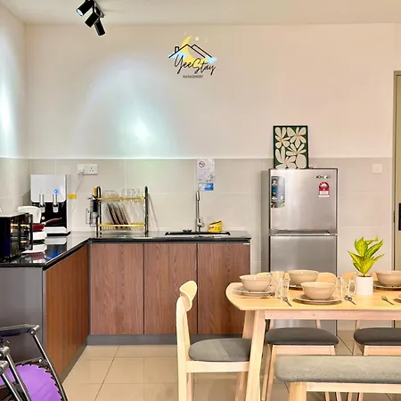 Seaview Poolview Cityview Baliresidence Video Game 5Minjonker Malacca Exterior photo