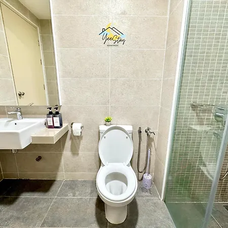 Seaview Poolview Cityview Baliresidence Video Game 5Minjonker Malacca Exterior photo