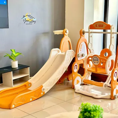 Seaview Poolview Cityview Baliresidence Video Game 5Minjonker Malacca Exterior photo