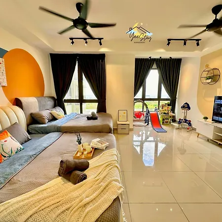 Seaview Poolview Cityview Baliresidence Video Game 5Minjonker Malacca Exterior photo